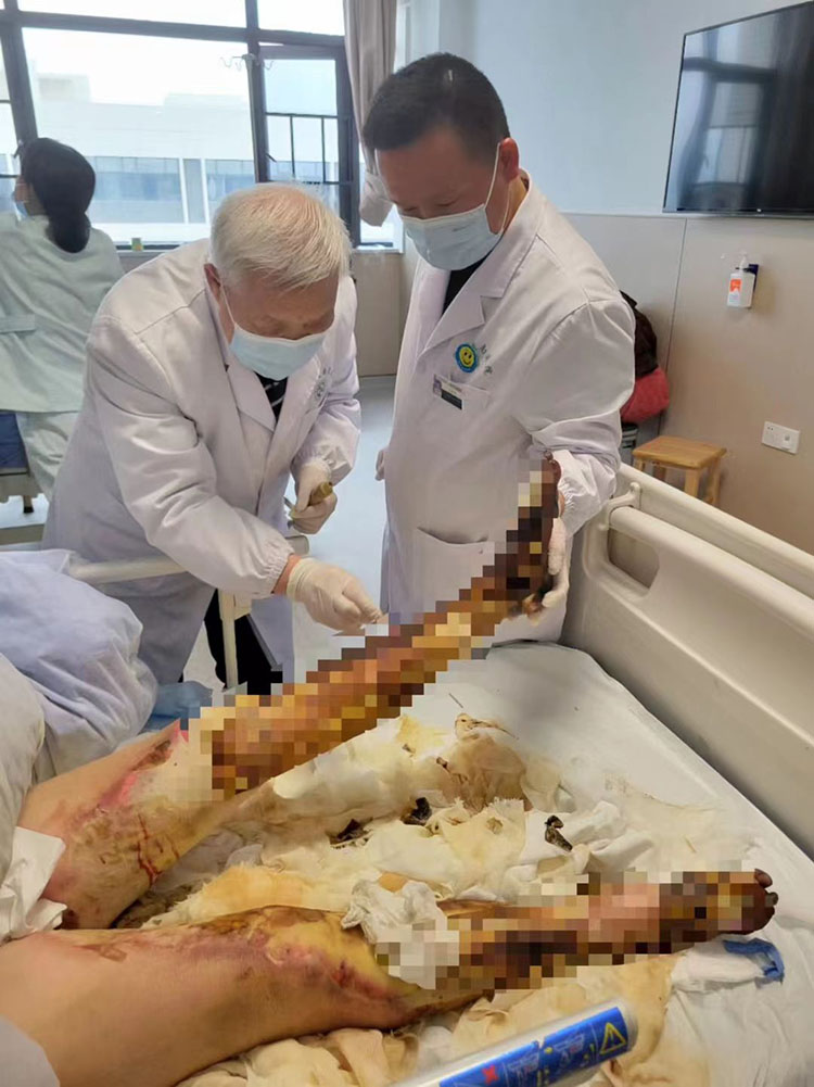 风险久久久久久亚洲精品影院