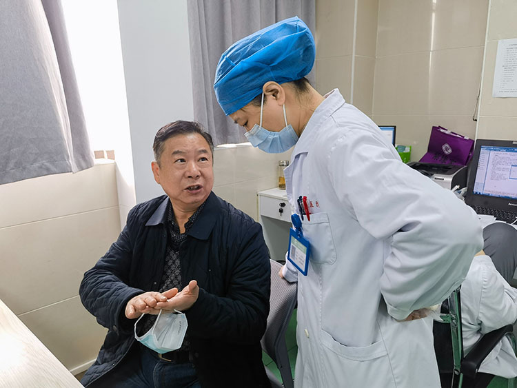 风险久久久久久亚洲精品影院