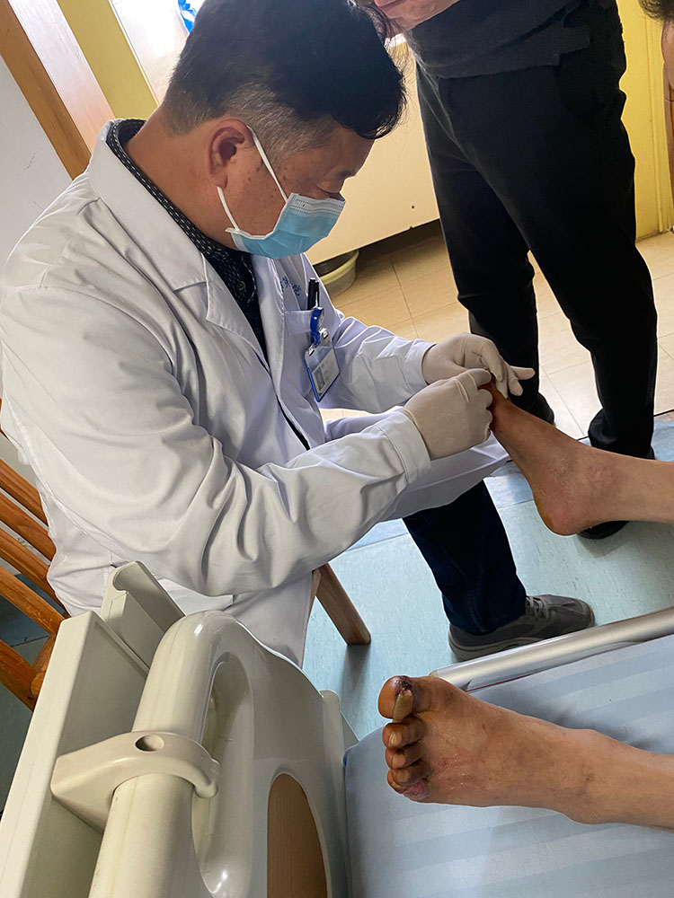 风险久久久久久亚洲精品影院