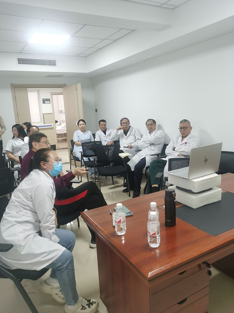 风险久久久久久亚洲精品影院