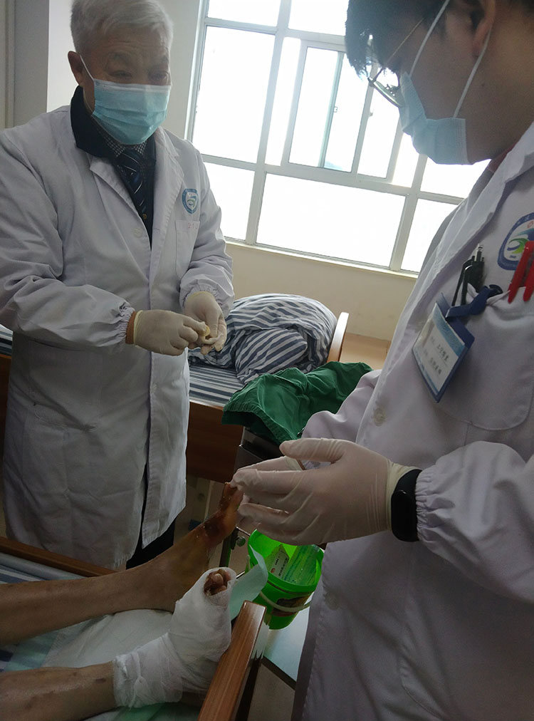 风险久久久久久亚洲精品影院