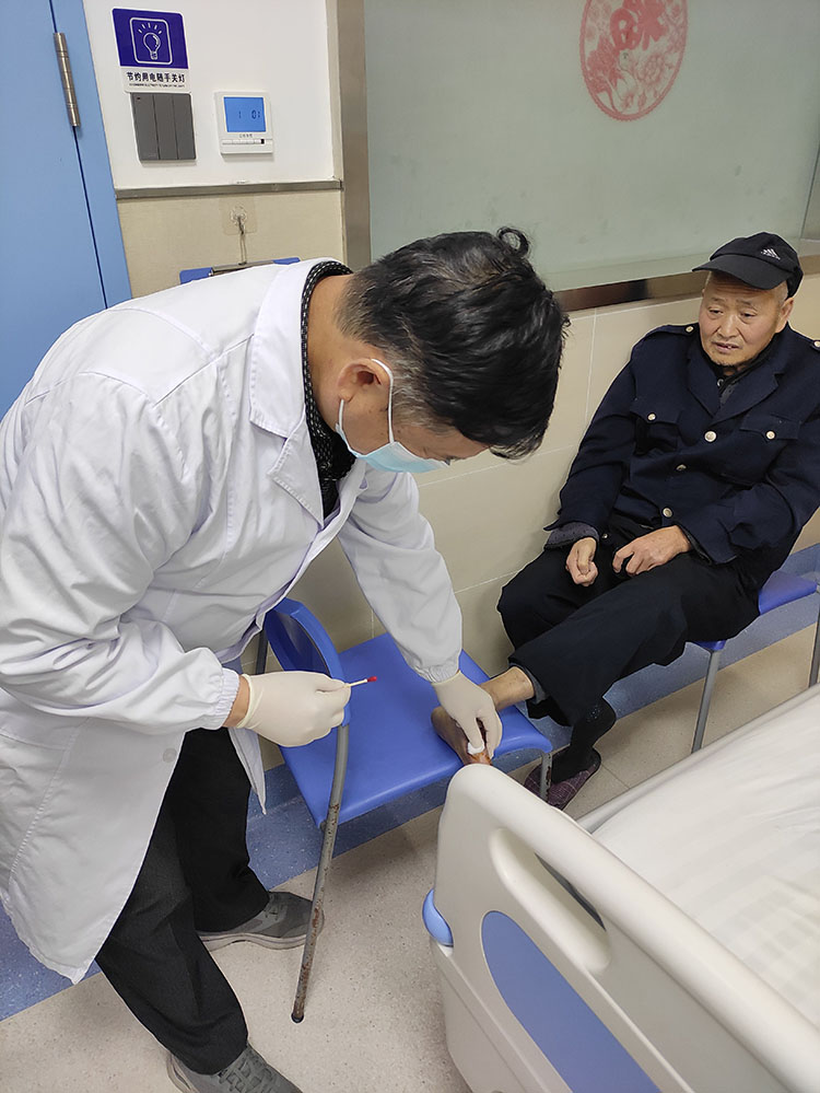 风险久久久久久亚洲精品影院