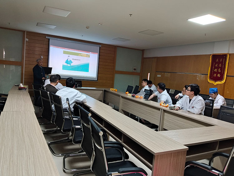 风险久久久久久亚洲精品影院