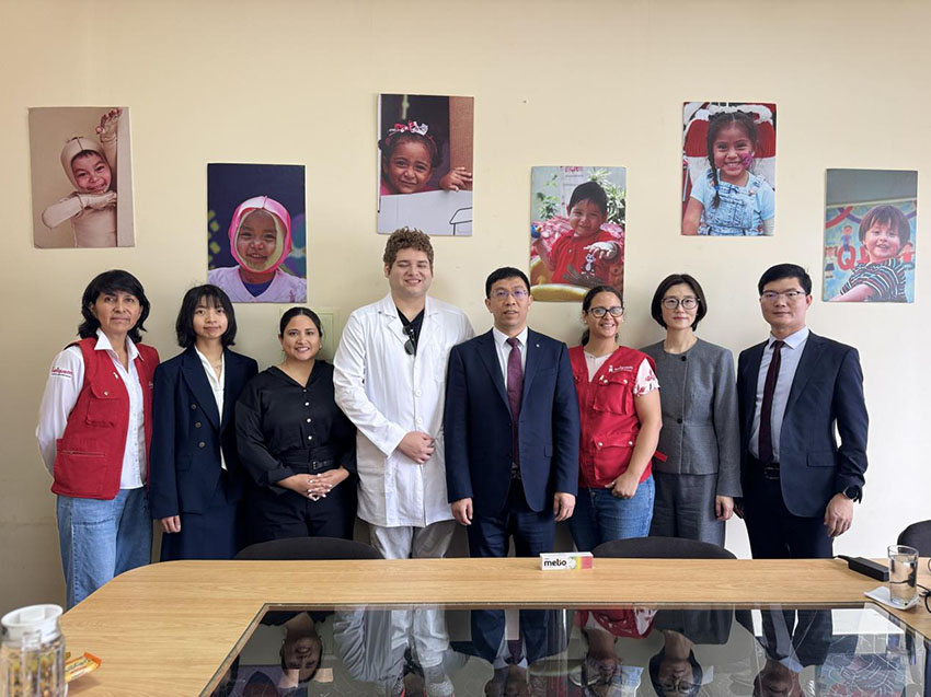 风险久久久久久亚洲精品影院