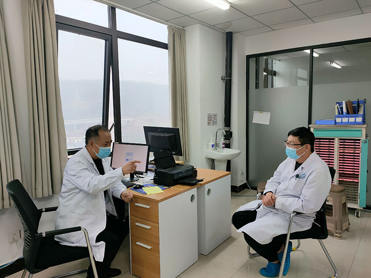 风险久久久久久亚洲精品影院