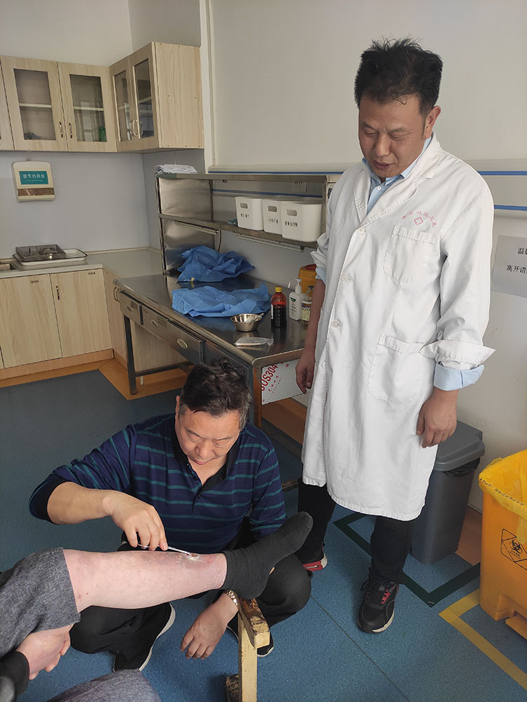 风险久久久久久亚洲精品影院