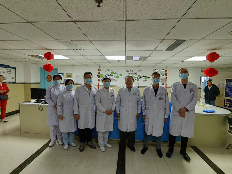 风险久久久久久亚洲精品影院