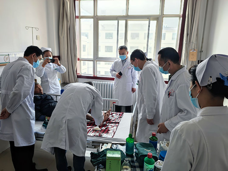 风险久久久久久亚洲精品影院