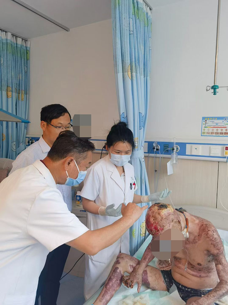 风险久久久久久亚洲精品影院