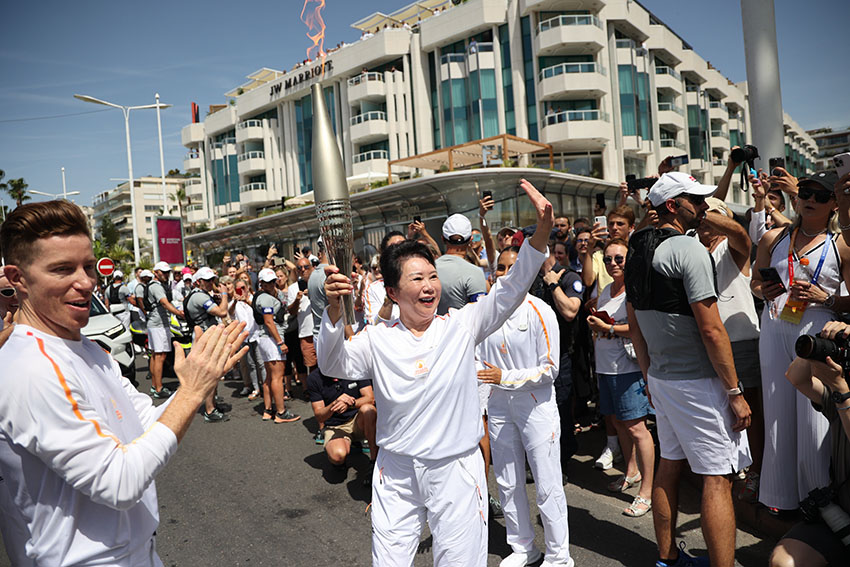 风险久久久久久亚洲精品影院