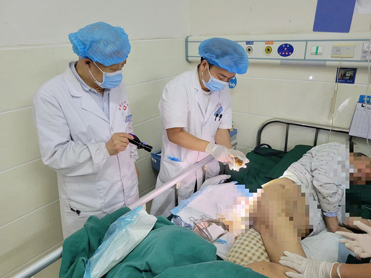 风险久久久久久亚洲精品影院