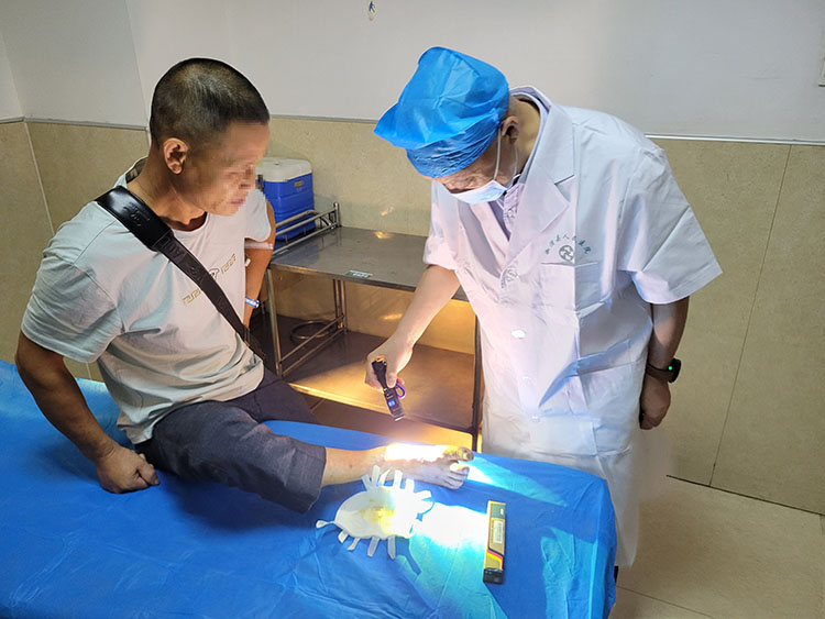 风险久久久久久亚洲精品影院