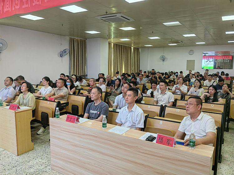 风险久久久久久亚洲精品影院