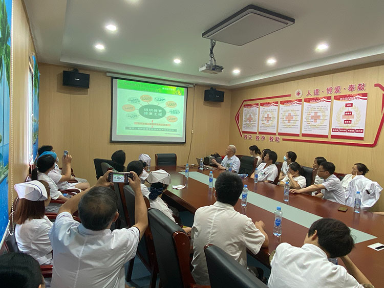 风险久久久久久亚洲精品影院