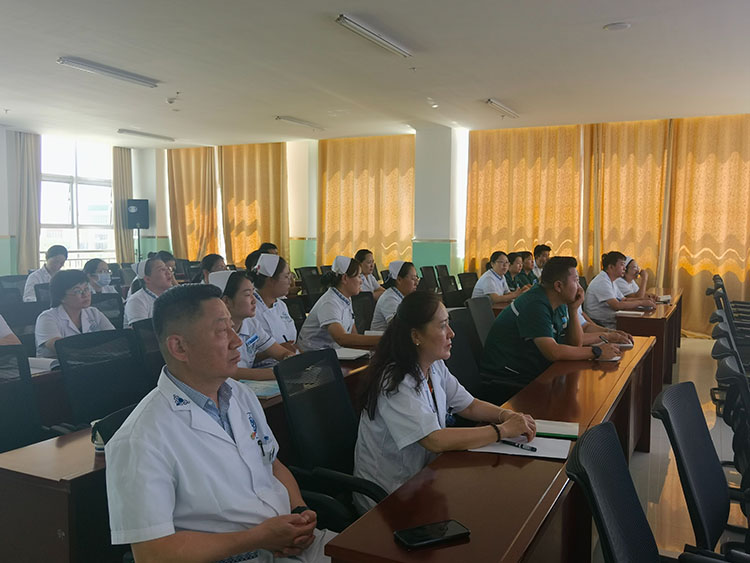 风险久久久久久亚洲精品影院