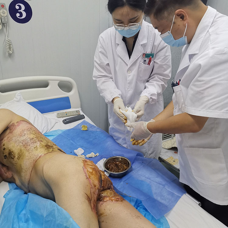 风险久久久久久亚洲精品影院