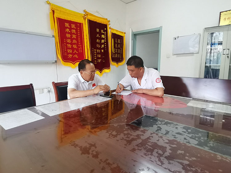 风险久久久久久亚洲精品影院