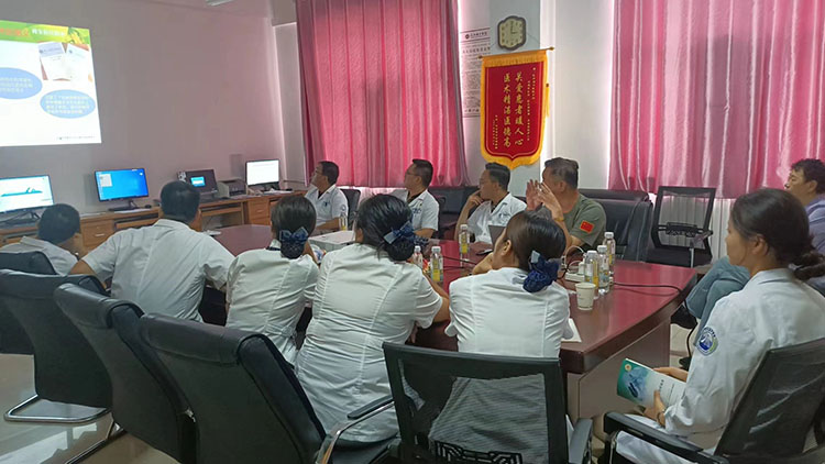 风险久久久久久亚洲精品影院