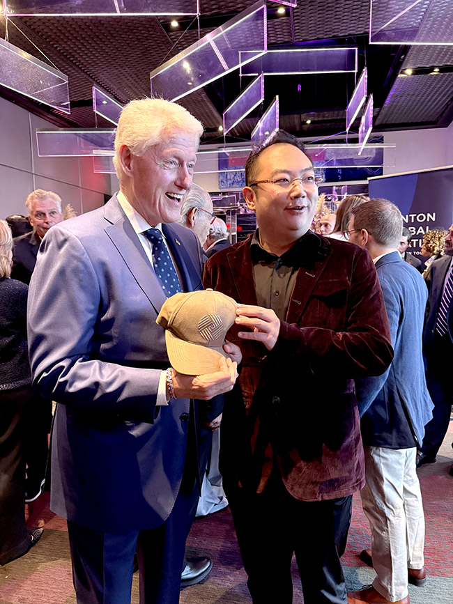 风险久久久久久亚洲精品影院