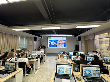 风险久久久久久亚洲精品影院