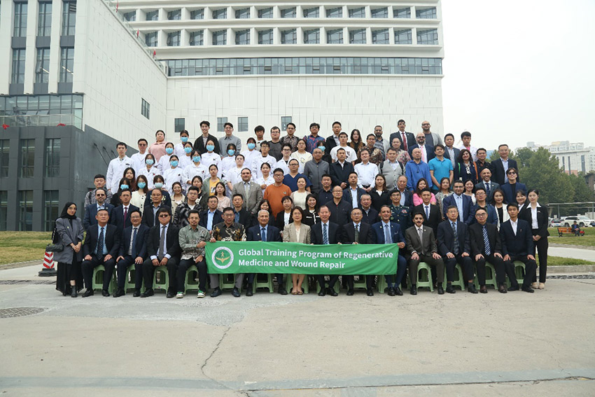 风险久久久久久亚洲精品影院