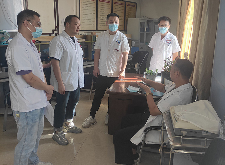 风险久久久久久亚洲精品影院