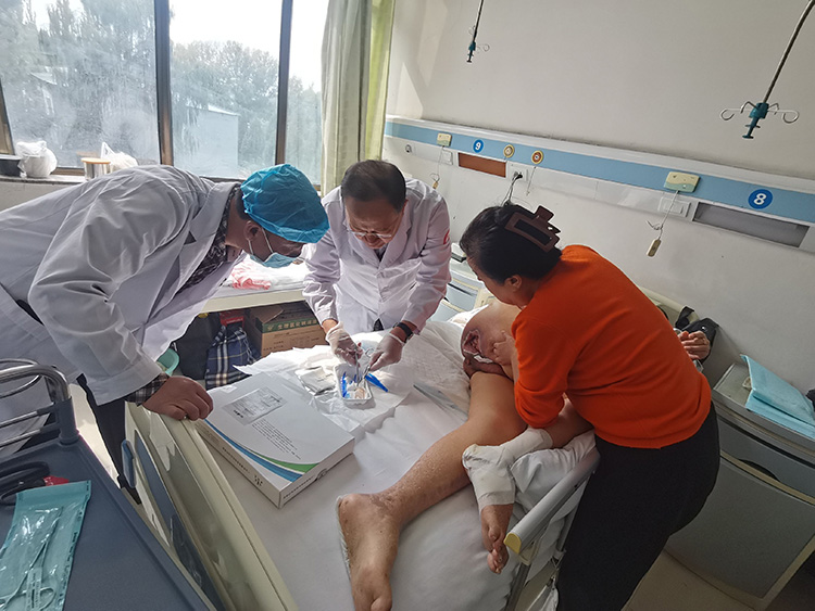 风险久久久久久亚洲精品影院