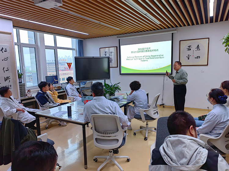 风险久久久久久亚洲精品影院