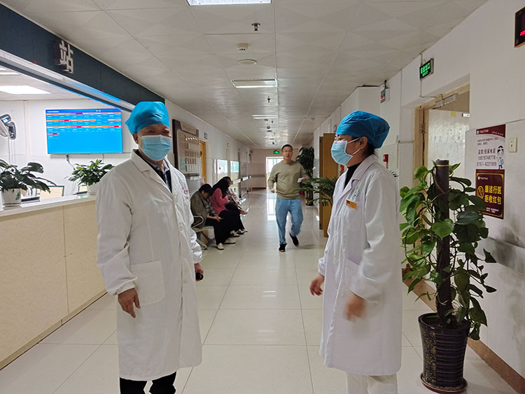 风险久久久久久亚洲精品影院