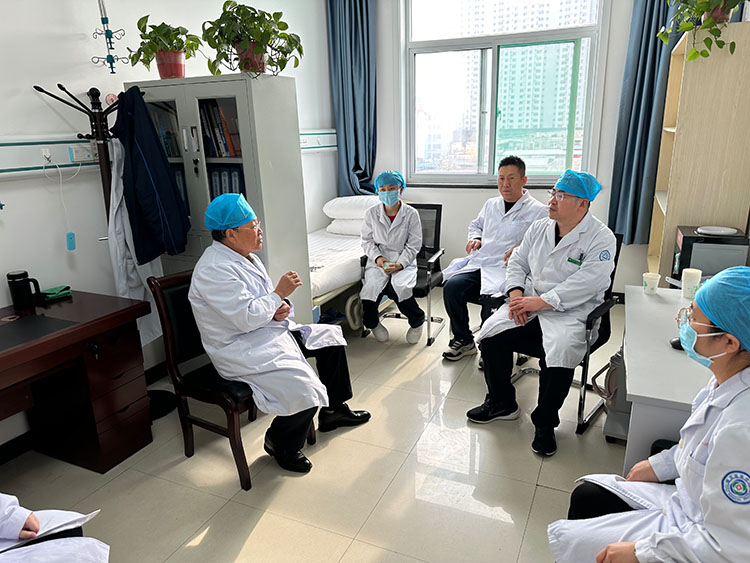 风险久久久久久亚洲精品影院