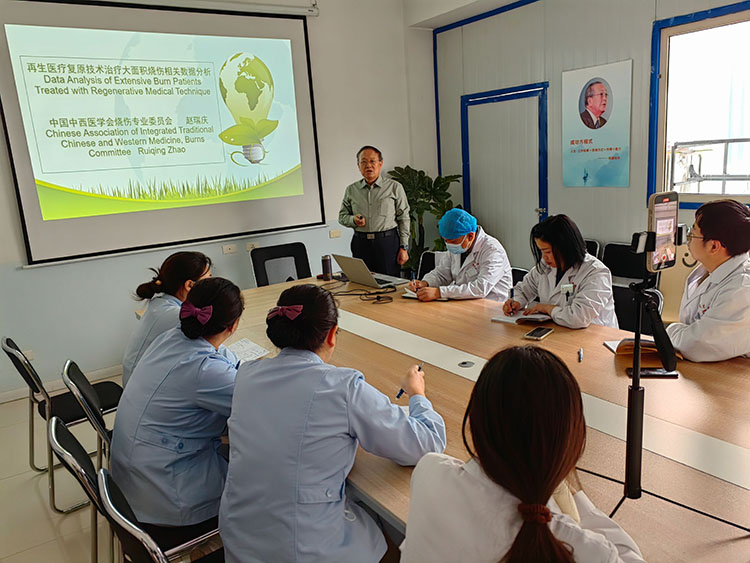 风险久久久久久亚洲精品影院