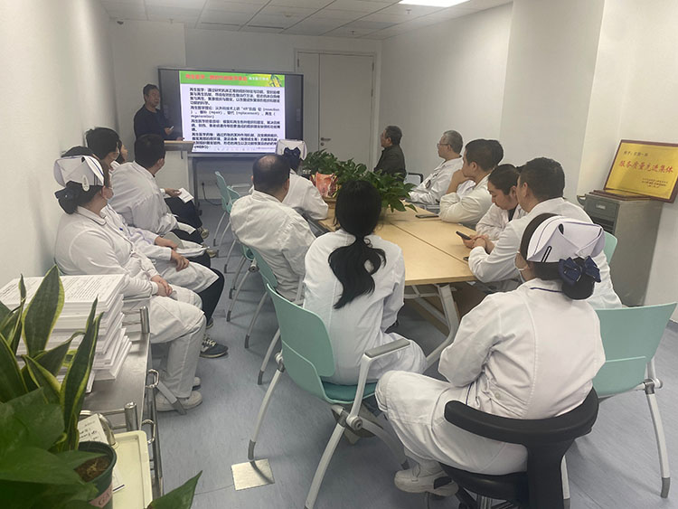 风险久久久久久亚洲精品影院