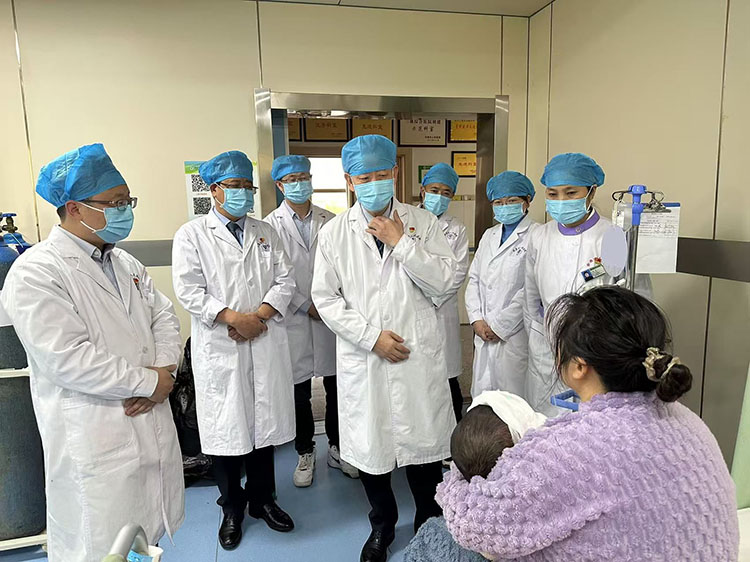 风险久久久久久亚洲精品影院