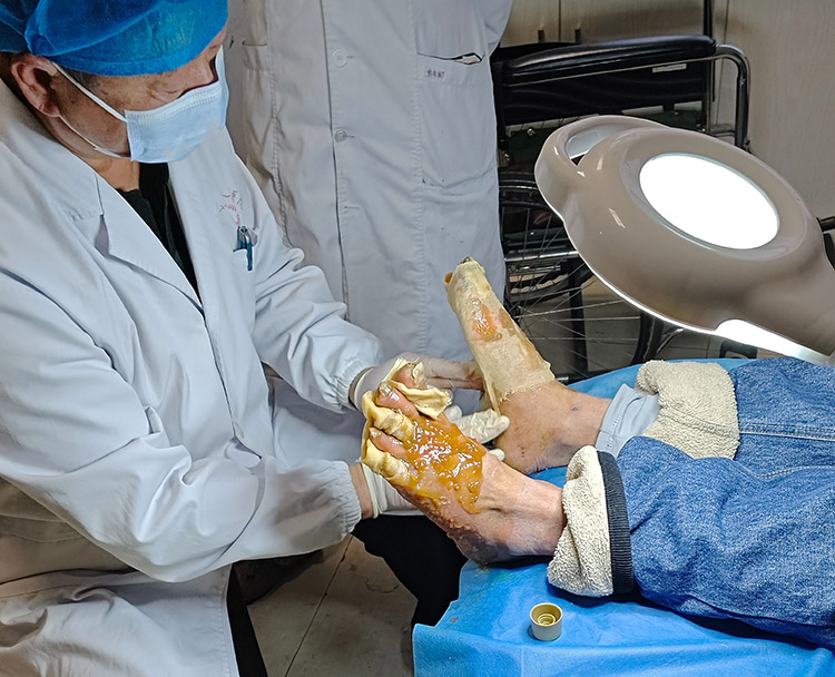 风险久久久久久亚洲精品影院