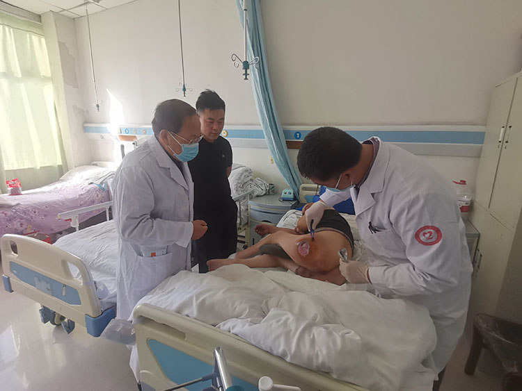 风险久久久久久亚洲精品影院