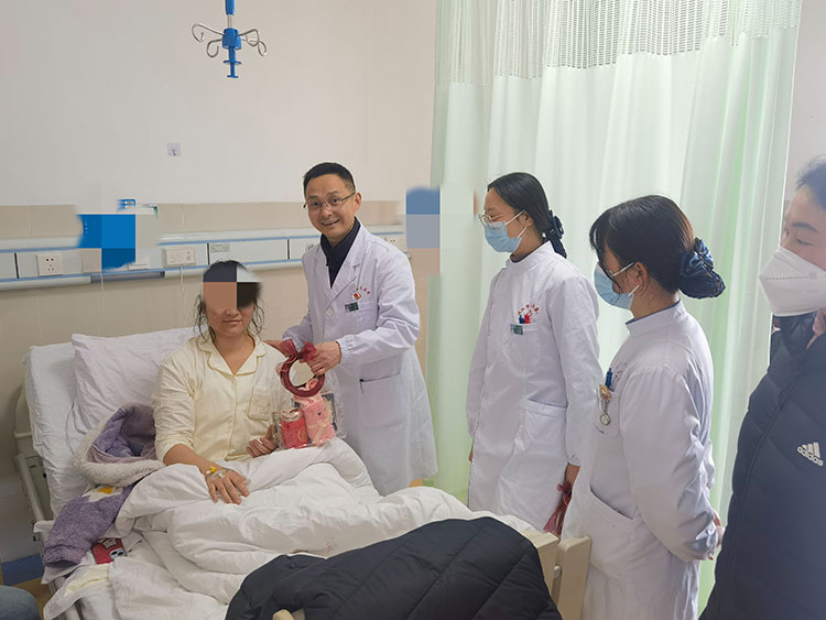 风险久久久久久亚洲精品影院