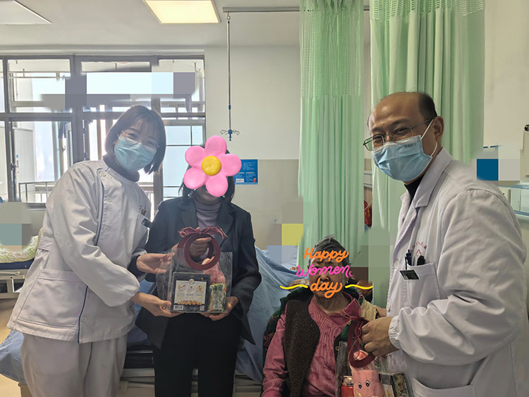 风险久久久久久亚洲精品影院