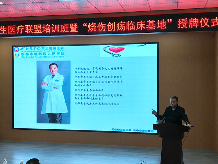 风险久久久久久亚洲精品影院