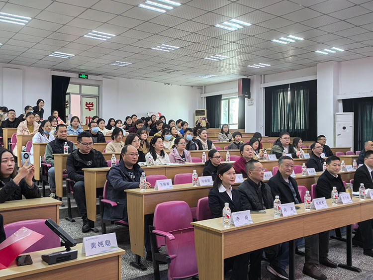 风险久久久久久亚洲精品影院