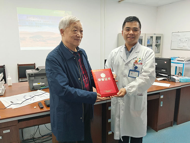 风险久久久久久亚洲精品影院