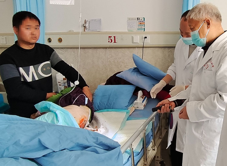 风险久久久久久亚洲精品影院