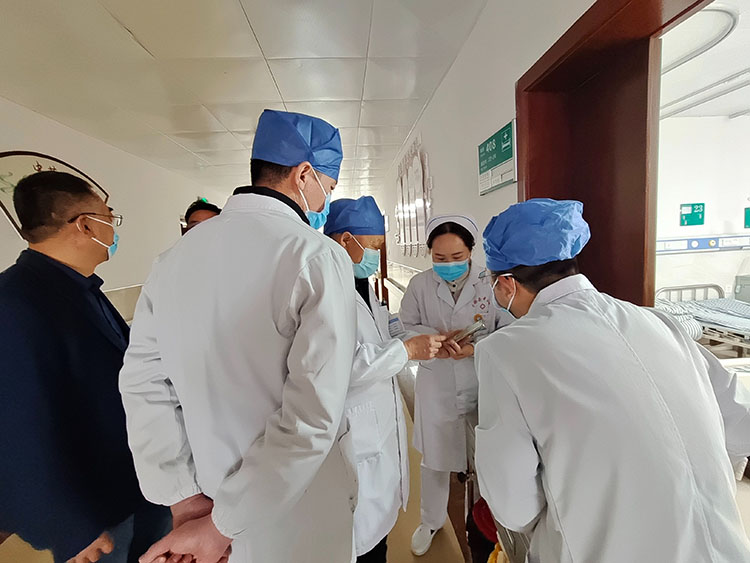 风险久久久久久亚洲精品影院