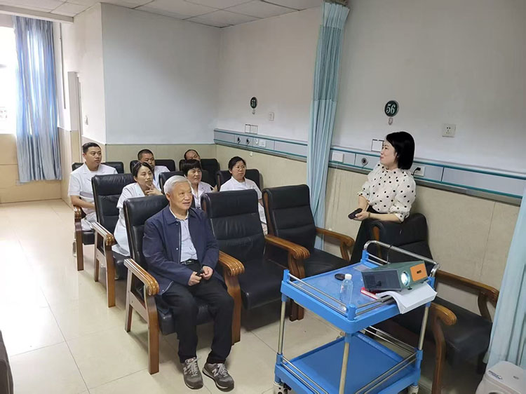 风险久久久久久亚洲精品影院