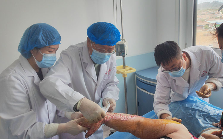 风险久久久久久亚洲精品影院