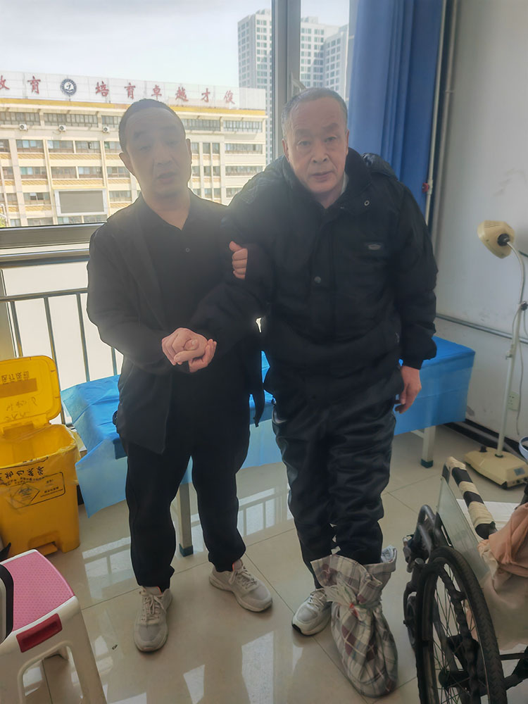 风险久久久久久亚洲精品影院