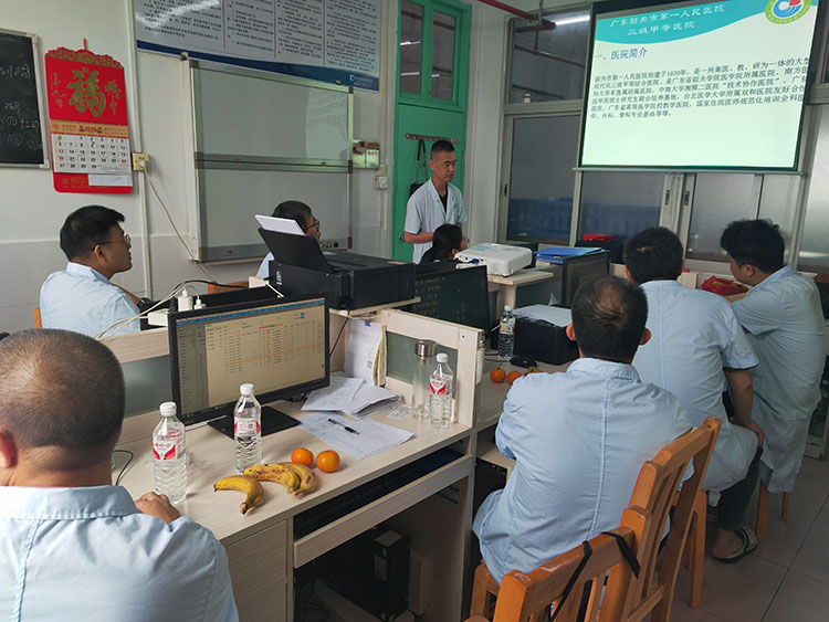 风险久久久久久亚洲精品影院