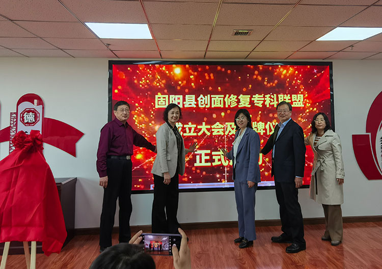 风险久久久久久亚洲精品影院