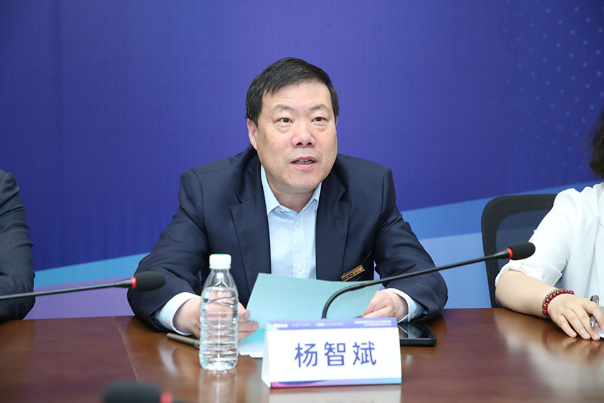 风险久久久久久亚洲精品影院