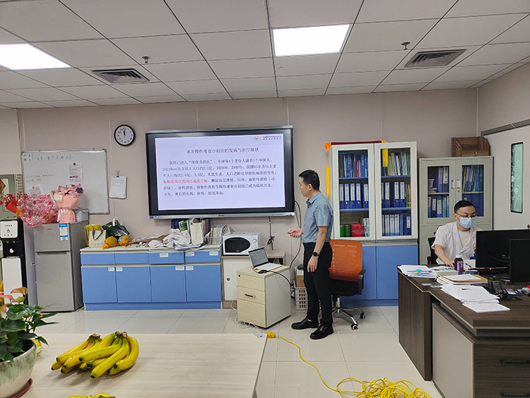 风险久久久久久亚洲精品影院