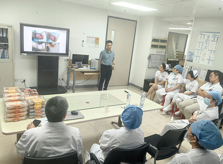 风险久久久久久亚洲精品影院